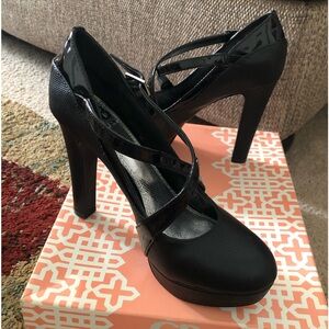 Gianni Bini Pumped Up Black high heels sz 6.5